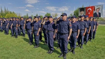 Karaman&rsquo;da 34 &ouml;zel birey yemin ederek bir g&uuml;nl&uuml;k asker oldu
