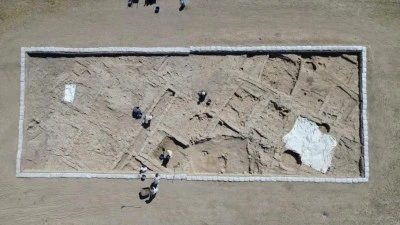 Karaman&rsquo;da yaklaşık 10 bin yıllık sokak bulundu