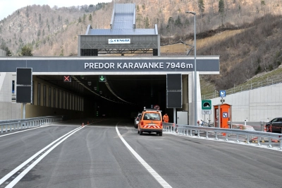 Karavanke T&uuml;neli A&ccedil;ıldı