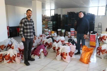 &lsquo;Kardeş Esnaf Kampanyası&rsquo; ile ihtiya&ccedil;lı &ccedil;ocukları sevindiriyorlar
