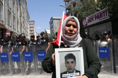 'Kardeşimi &uuml;niversite okurken kandırıp dağa g&ouml;t&uuml;rd&uuml;ler'