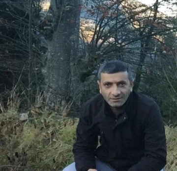 Kardeşini korumak i&ccedil;in su&ccedil;u &uuml;stlendi, ger&ccedil;ek mahkemenin g&ouml;z&uuml;nden ka&ccedil;madı
