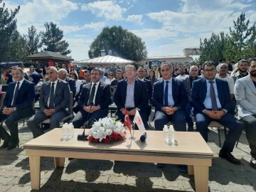 Kars&rsquo;ta arıcılığa ve tarıma destek!
