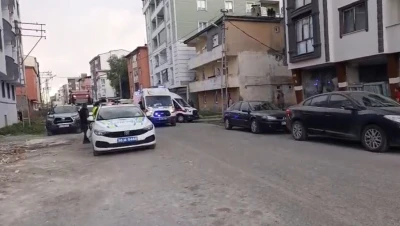 Kars&rsquo;ta motosikletli saldırgan dehşeti: 3 yaralı