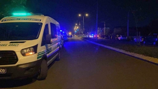 Karşı şeride ge&ccedil;en tır otomobili bi&ccedil;ti: 1 &ouml;l&uuml;
