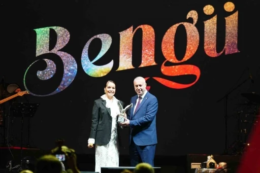 Kartal&rsquo;da 29 Ekim&rsquo;de Beng&uuml; r&uuml;zgarı esti
