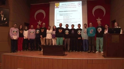 Kartal&rsquo;da d&uuml;zenlenen "Nadir Hastalıklar Sempozyumu"nda nadir hastalıklara karşı farkındalık oluşturuldu
