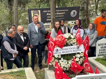 Kartallı Kazım vefatının 63&rsquo;&uuml;nc&uuml; yılında mezarı başında anıldı
