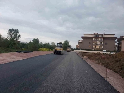 Kartepe&rsquo;de asfalt hamlesi
