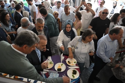 Kartepe&rsquo;de Lezzet Ş&ouml;leni Başladı 2. Gastronomi Festivali Kapılarını A&ccedil;tı