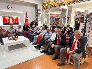 Kasapoğlu ve Kumartaşlı, gaziler g&uuml;n&uuml; spor etkinlikleri i&ccedil;in bir araya geldi
