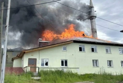 Kastamonu&rsquo;da &ccedil;ıkan yangında cami kullanılamaz hale geldi