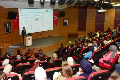 Kastamonu &Uuml;niversitesi&rsquo;nde iklim değişikliliğin etkileri konululdu.
