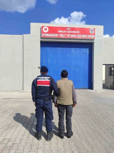 Kasten yaralama su&ccedil;undan aranan şahsı jandarma yakaladı
