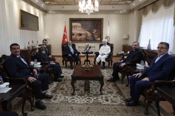 Katar Vakıflar ve İslam İşleri Bakanı Al Ghanim&rsquo;dan Diyanet İşleri Başkanı Erbaş&rsquo;a ziyaret
