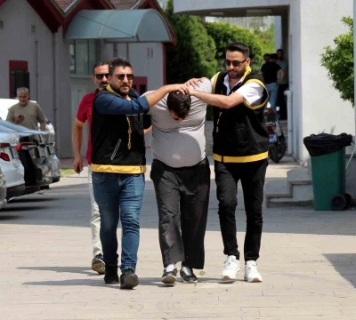 Katil evlat, annesini &rsquo;Al karını evimden git&rsquo; s&ouml;z&uuml; &uuml;zerine &ouml;ld&uuml;rm&uuml;ş