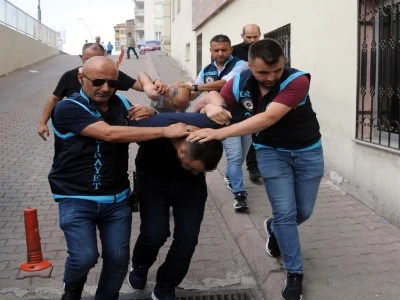 Kavgaya m&uuml;dahale eden polis pompalı t&uuml;fekle şehit edildi