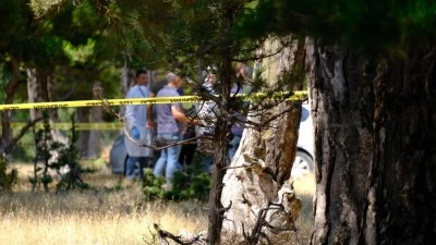 Kayıp olarak aranan gen&ccedil; kadının cesedi ormanlık alanda asılı halde bulundu