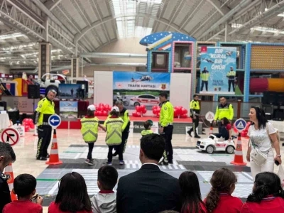 Kaymakam Kahraman trafik bilincine dikkat &ccedil;ekti
