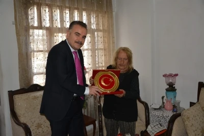 Kaymakam Odabaş&rsquo;tan Hayırsever Kıyakoğlu&rsquo;na vefa ziyareti
