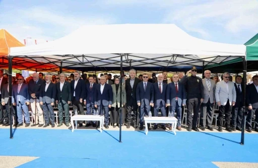 Kayseri 7. Kitap Fuarı kapılarını kitapseverlere a&ccedil;tı
