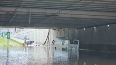 Kayseri&rsquo;de sağanağın etkisi g&uuml;n ağarınca ortaya &ccedil;ıktı
