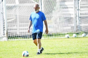 Kayseri Erciyes 38 FK Teknik Direkt&ouml;r&uuml; Uğur Kulaksız: &ldquo;Zamana ihtiyacımız var&rdquo;
