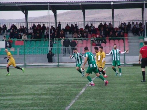 Kayseri S&uuml;per Amat&ouml;r K&uuml;me: Kayseri Şekerspor: 3 - Kocasinan Şimşekspor:2
