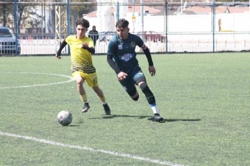 Kayseri U17 Ligi: Kocasinan Şimşekspor: 0 - Talasg&uuml;c&uuml; Belediyespor:4
