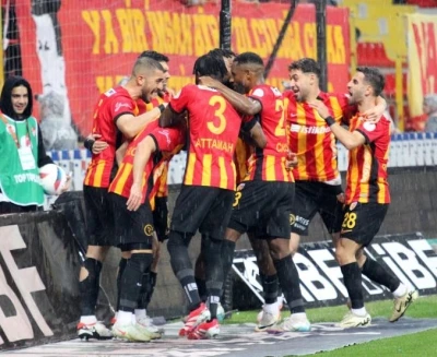Kayserispor 44 puana ulaştı, ligde kalmayı garantiledi

