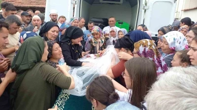 Korkun&ccedil; kazada hayatını kaybeden gen&ccedil; kız duvağıyla uğurlandı