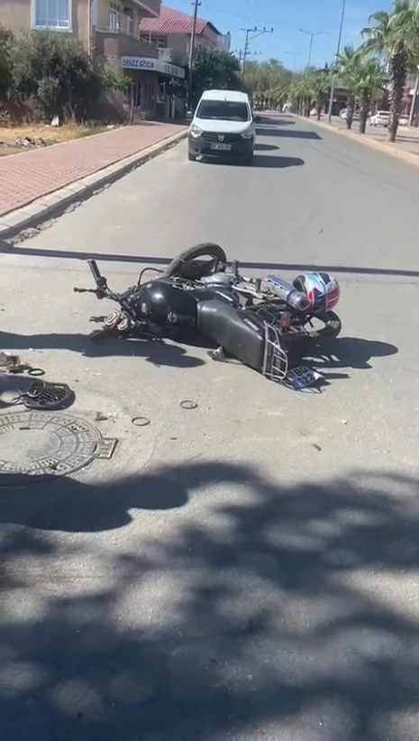 Kazada motorun direksiyonu karnına saplanan gen&ccedil; hayatını kaybetti
