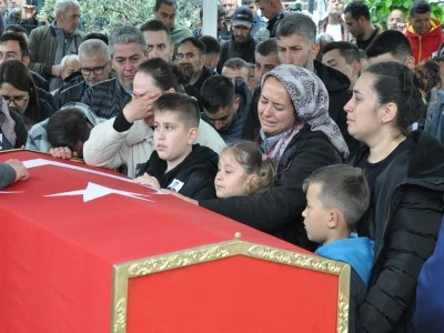 Kazada &ouml;len uzman &ccedil;avuş, memleketi Manisa'da toprağa verildi