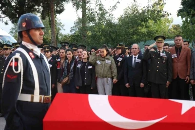 Kazada şehit olan  jandarma personelleri memleketlerine uğurlandı