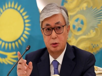 Kazakistan Cumhurbaşkanı Tokayev&rsquo;den Arap &uuml;lkelerine destek mesajı