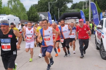 Kazancı&rsquo;da dostluk i&ccedil;in koştular
