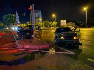 Kazaya sebebiyet verdi, kazazedelere "Nasılsınız?" dedikten sonra ka&ccedil;tı