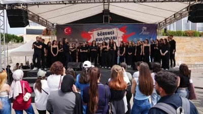 KB&Uuml;&rsquo;de &ouml;ğrenci kul&uuml;pleri şenliği coşkuyla ger&ccedil;ekleştirildi
