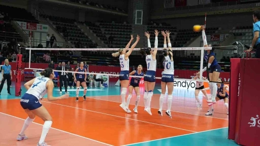 Ke&ccedil;i&ouml;ren Belediyesi evinde set vermedi
