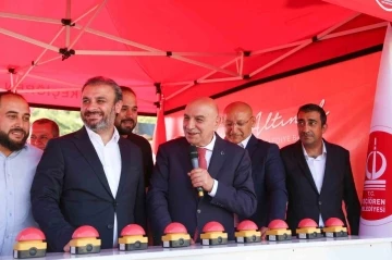 Ke&ccedil;i&ouml;ren&rsquo;de Ok&ccedil;uluk Kapalı Spor Salonu&rsquo;nun temeli atıldı
