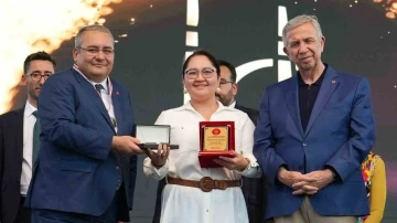 Ke&ccedil;i&ouml;ren&rsquo;de Uluslararası T&uuml;rk D&uuml;nyası Ş&ouml;leni
