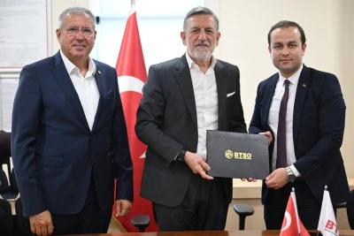 Kelesli &Ouml;ğrenciler Uzayın Derinliklerini GUHEM&rsquo;de Keşfedecek