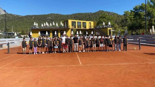 Kemer b&ouml;lge okulları, tenis ile buluşacak
