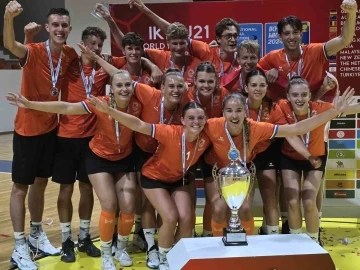 Kemer&rsquo;de korfbol heyecanı yaşandı
