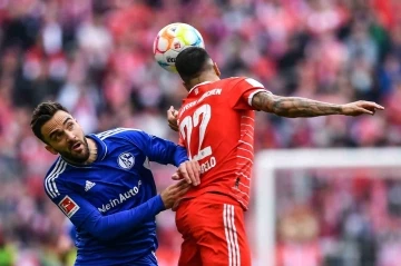 Kenan Karaman, Schalke 04 ile s&ouml;zleşme yeniledi