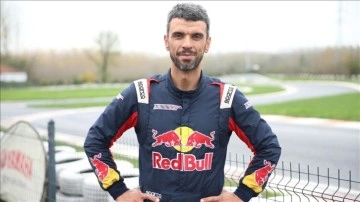 Kenan Sofuoğlu yeni sezonda milli motosiklet&ccedil;ilerden şampiyonluk bekliyor: