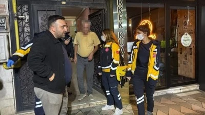 Kendisine yardımcı olan polislere 'Borcum ne kadar?' diye sordu