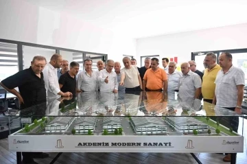 Kepez Belediye Başkanı Mesut Kocag&ouml;z: &ldquo;Esnafımız bizim baş tacımız&rdquo;
