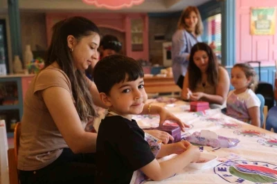 Kepez&rsquo;den "Anneye Sevgi Kutusu" at&ouml;lyesi
