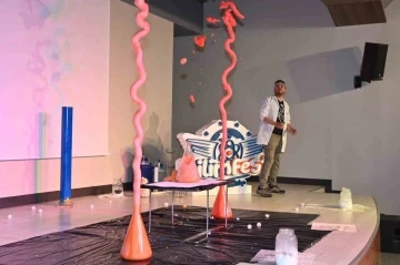 Kepez&rsquo;in Bilim Merkezi&rsquo;nden eğlenceli bilim deneyleri
